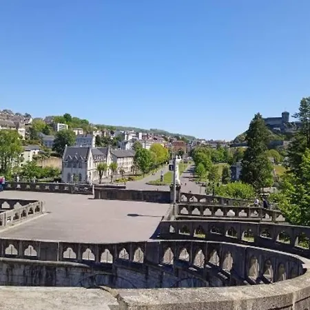 Proche Sanctuaire Duplex 12 Voyageurs 150m2 Lit Bebe Et Balcon Fumeur En Exterieur Apartment