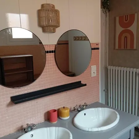 Apartment Proche Sanctuaire Duplex 12 Voyageurs 150m2 Lit Bebe Et Balcon Fumeur En Exterieur Lourdes