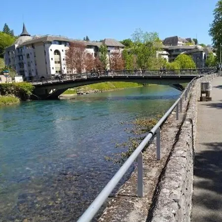 Proche Sanctuaire Duplex 12 Voyageurs 150m2 Lit Bebe Et Balcon Fumeur En Exterieur Apartment Lourdes